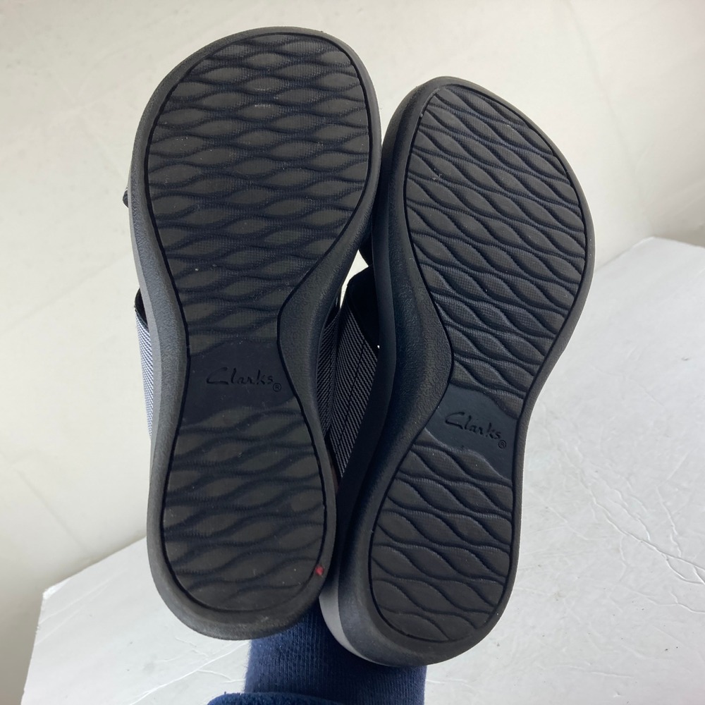 Clarks Cloudsteppers Arla Glison Womens 6 Black White Striped Slides - Picture 7 of 7